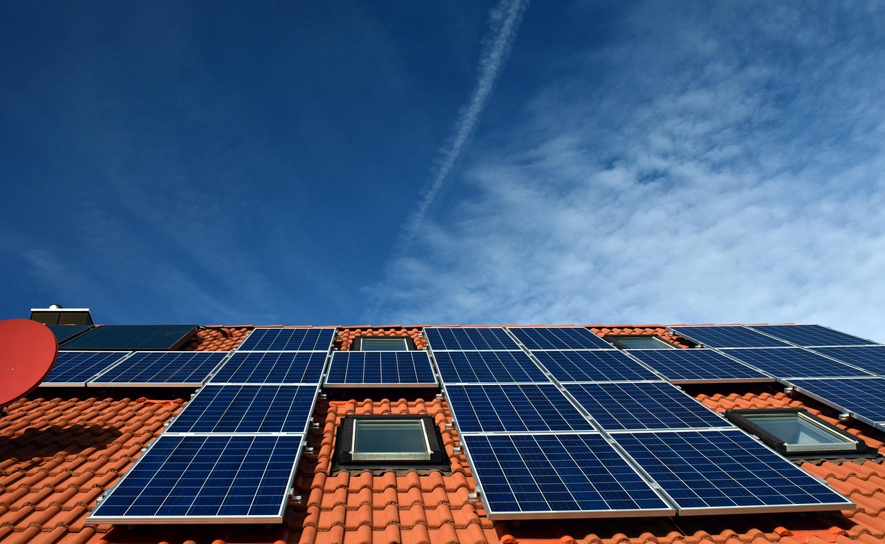 Building Integrated Photovoltaics BIPV Advancements and Practical Applications