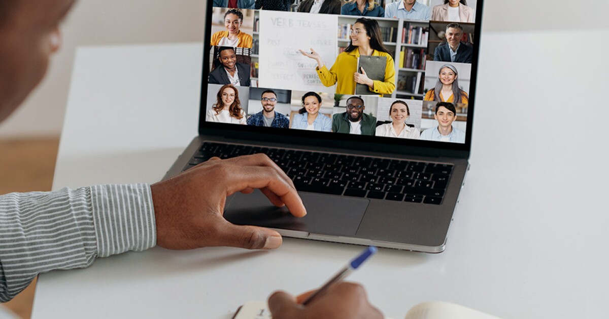 Can Online Learning Truly Replace Traditional Classrooms?