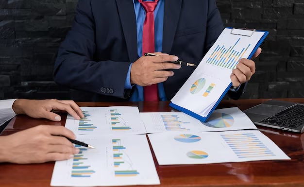 Step-by-Step Guide to Performing Relative Valuation for Any Industry