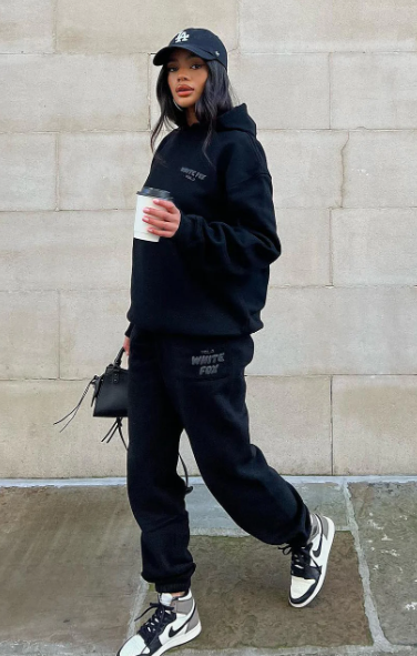 White Fox Hoodie Urban Fashion