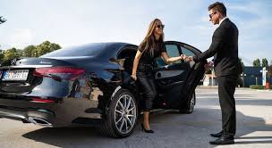 Private Limo Services for Airport, Cruise, and Special Events Explained